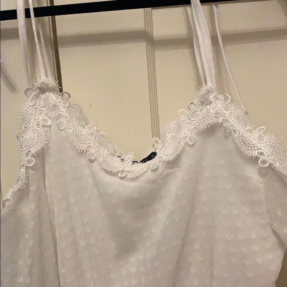 White lace romper - Picture 2 of 4